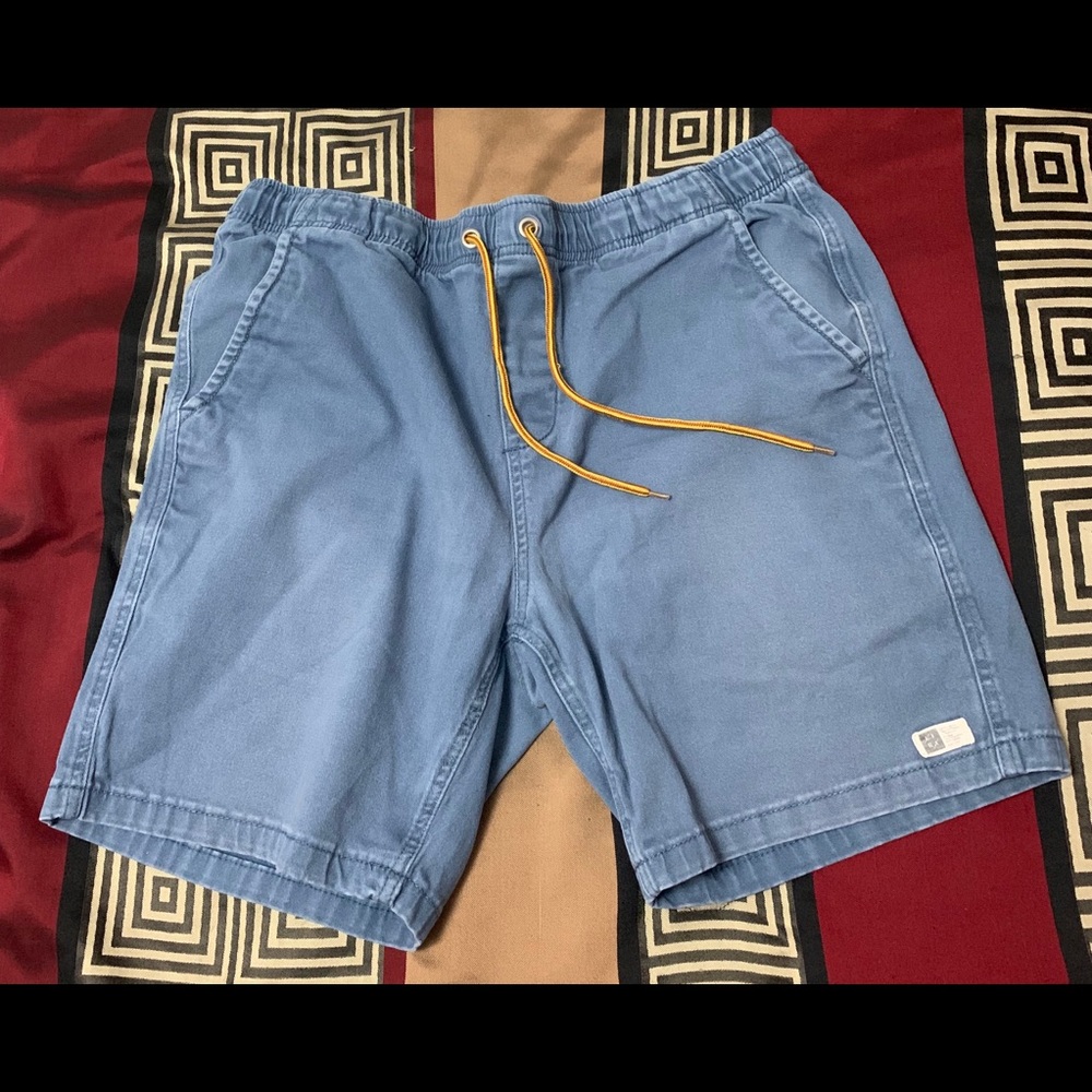LIRA Men’s Shorts Size L Waist 16” with tie
